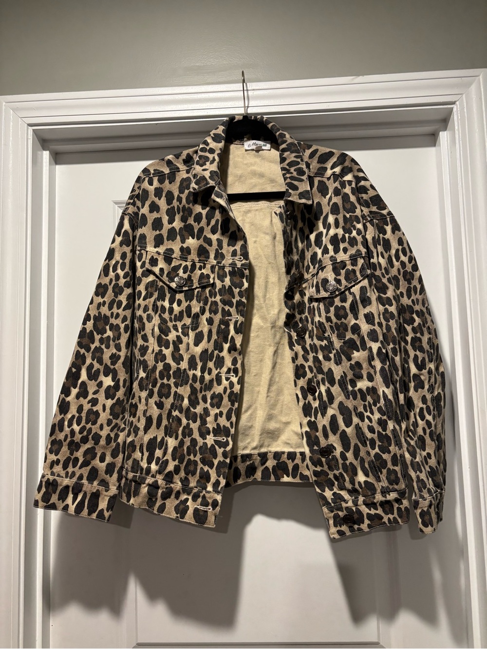 Macaron Women’s Cheetah Print Jacket Size Small